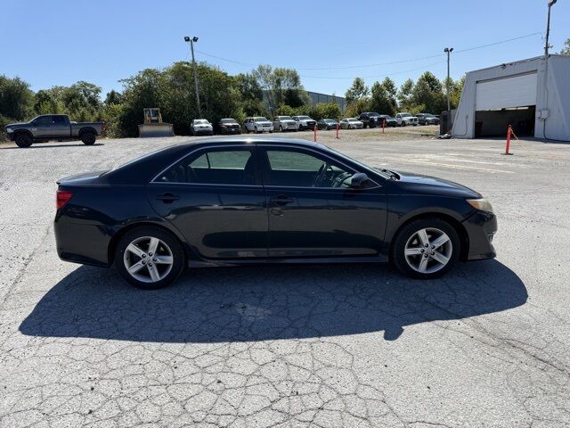 2014 Toyota Camry SE Crestwood KY