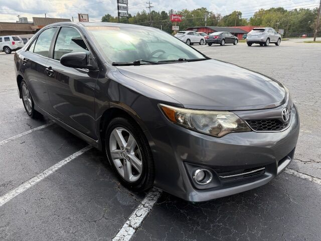 2014 Toyota Camry SE Greensboro NC