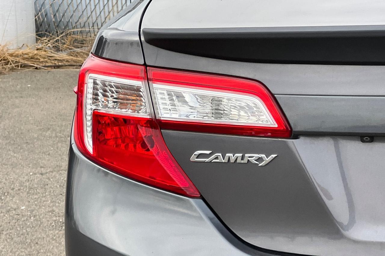 2014 Toyota Camry SE Roseville CA