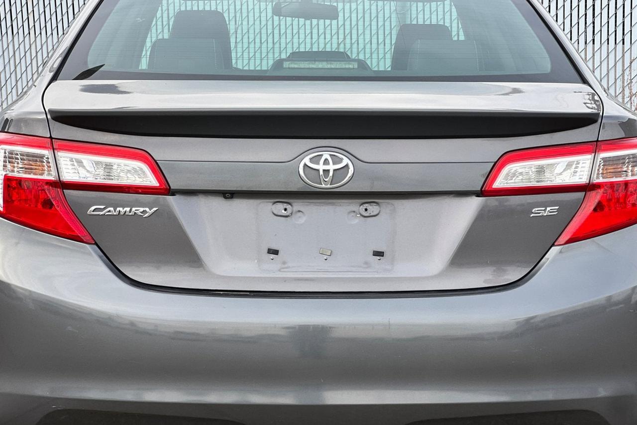 2014 Toyota Camry SE Roseville CA