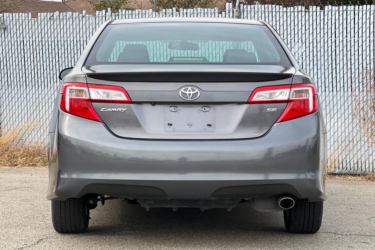 2014 Toyota Camry SE Roseville CA