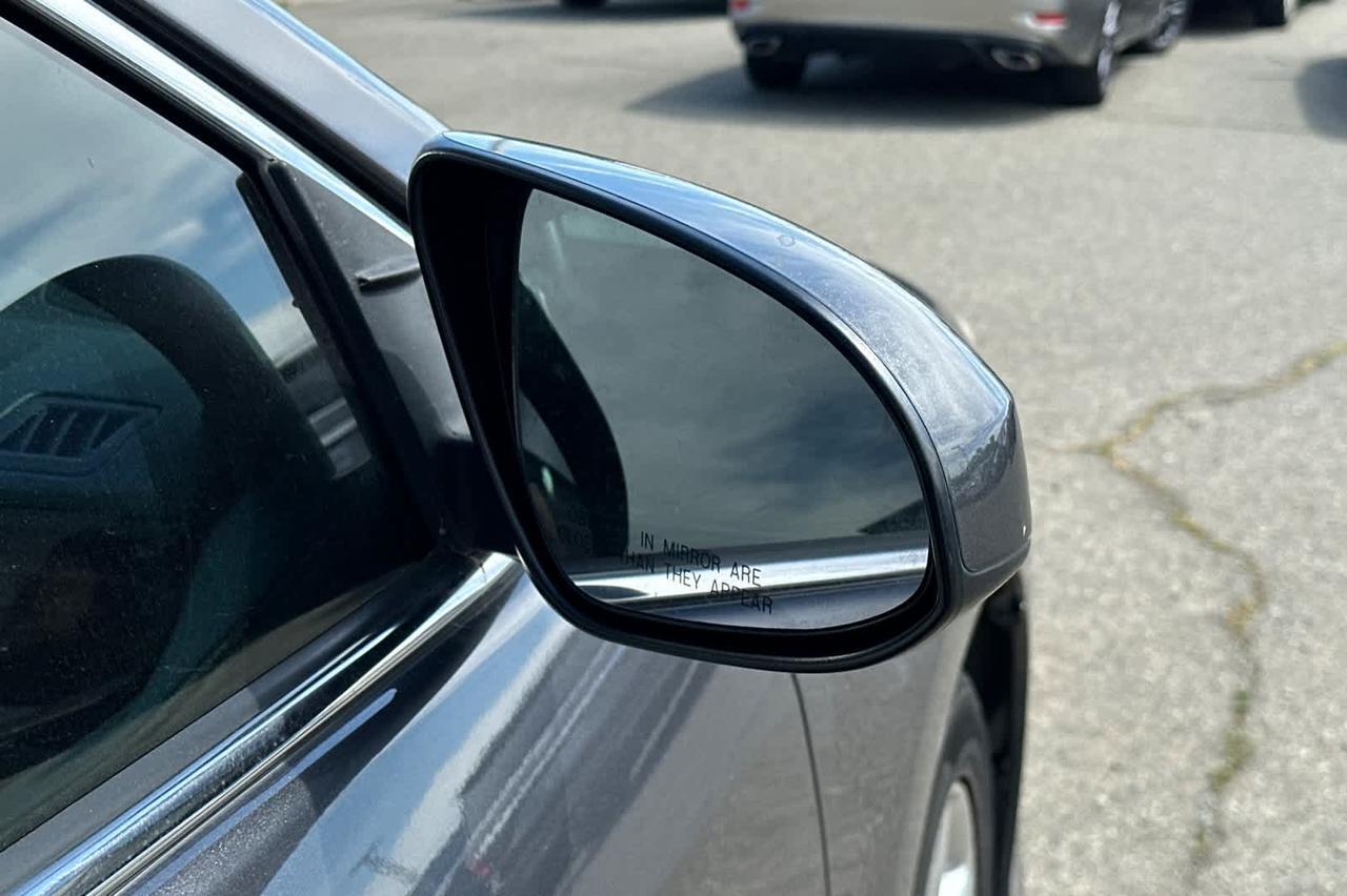 2014 Toyota Camry SE Roseville CA