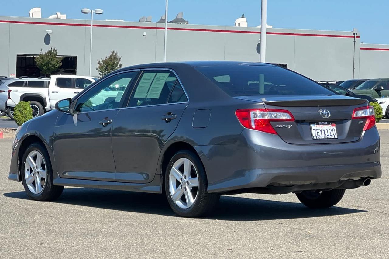2014 Toyota Camry SE Roseville CA