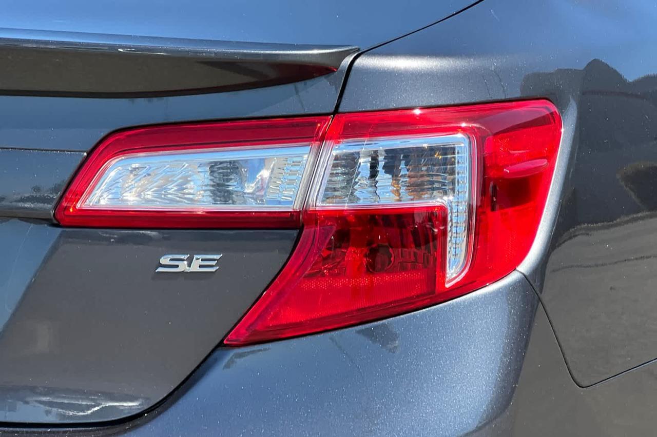 2014 Toyota Camry SE Roseville CA