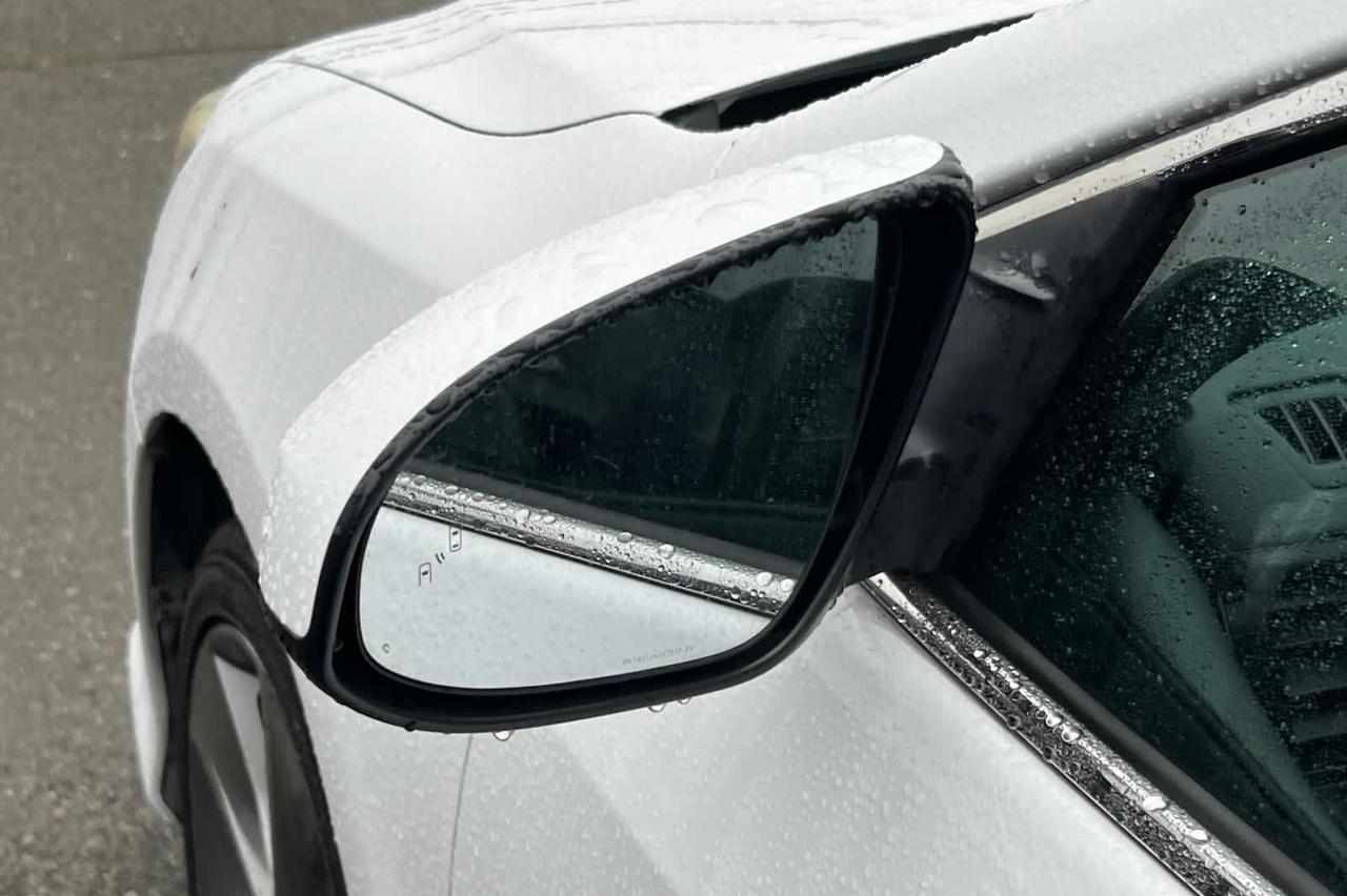 2014 Toyota Camry SE Roseville CA