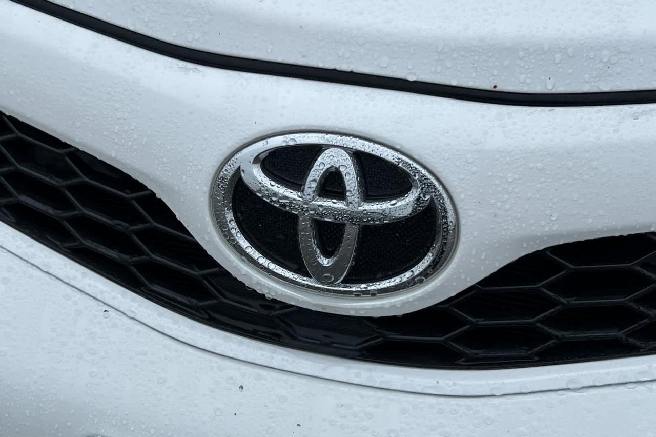 2014 Toyota Camry SE Roseville CA