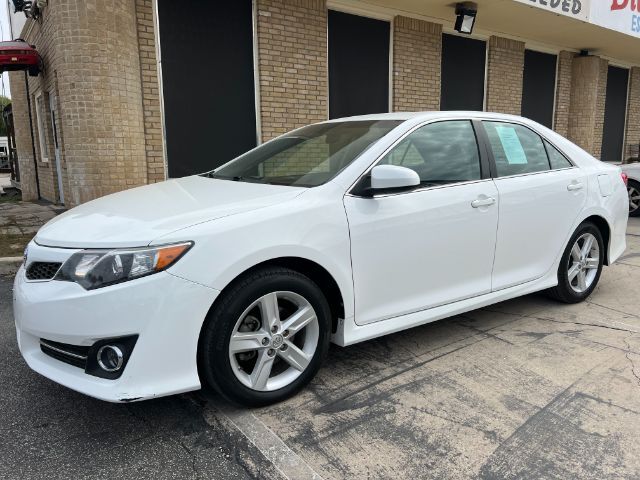 2014 Toyota Camry SE San Antonio TX