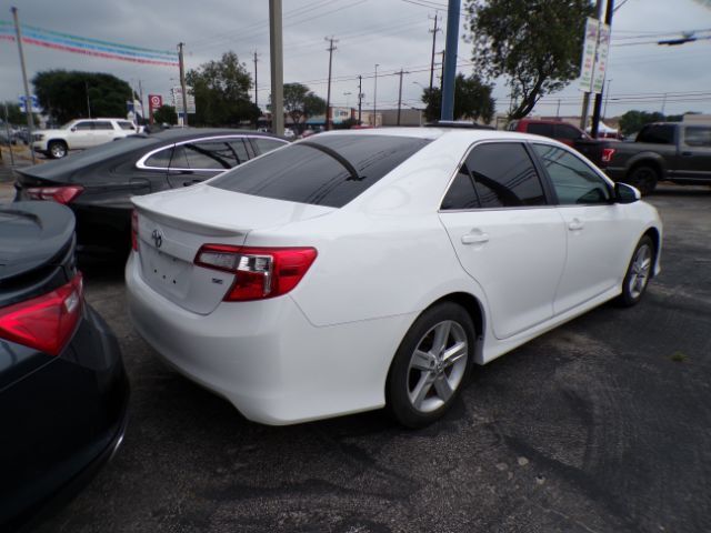 2014 Toyota Camry SE San Antonio TX
