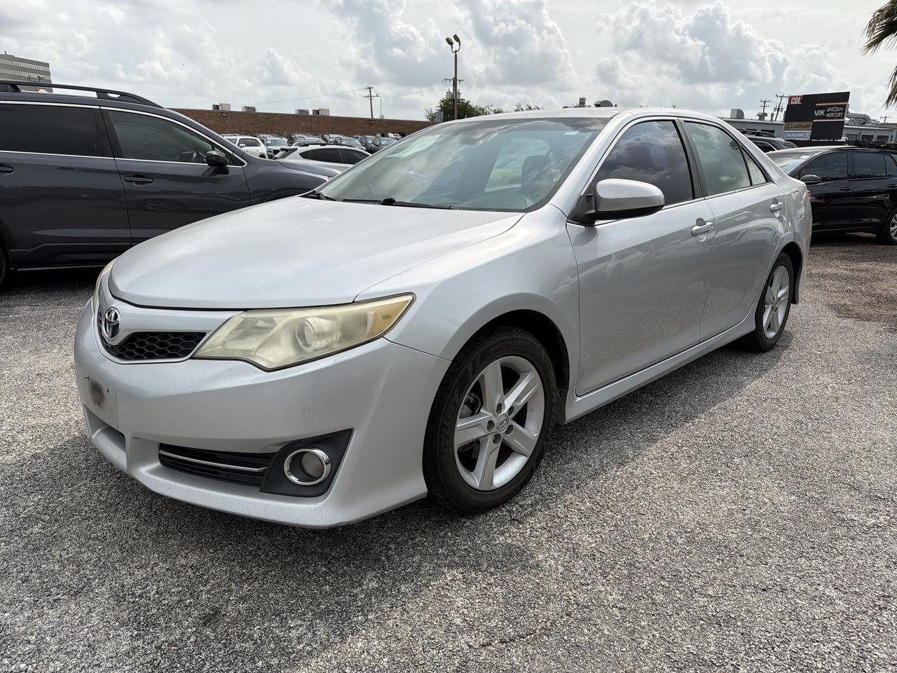 2014 Toyota Camry SE San Antonio TX