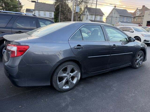 2014 Toyota Camry SE Sport