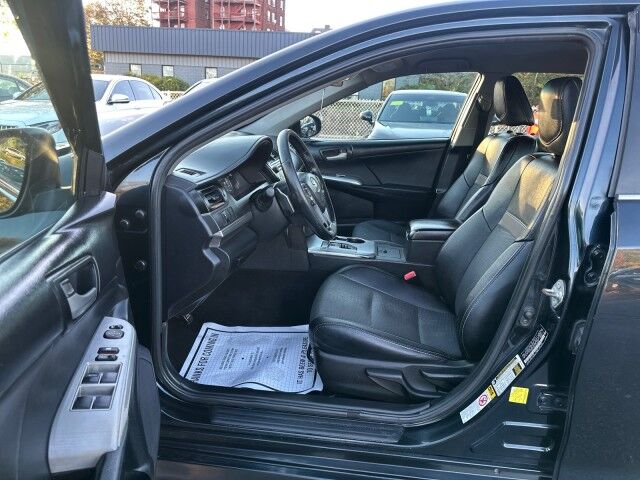 2014 Toyota Camry SE Worcester MA