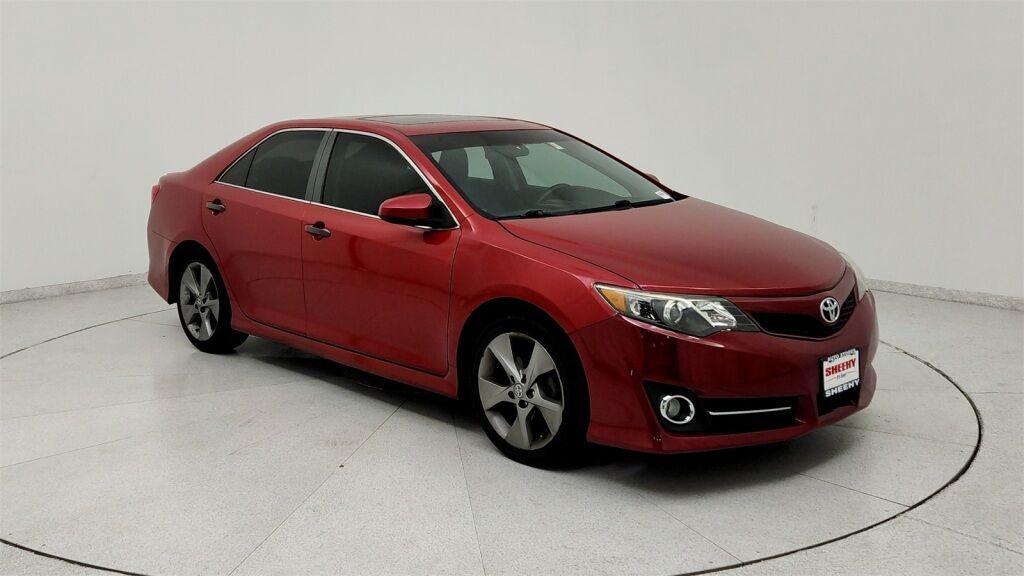 2014 Toyota Camry SE