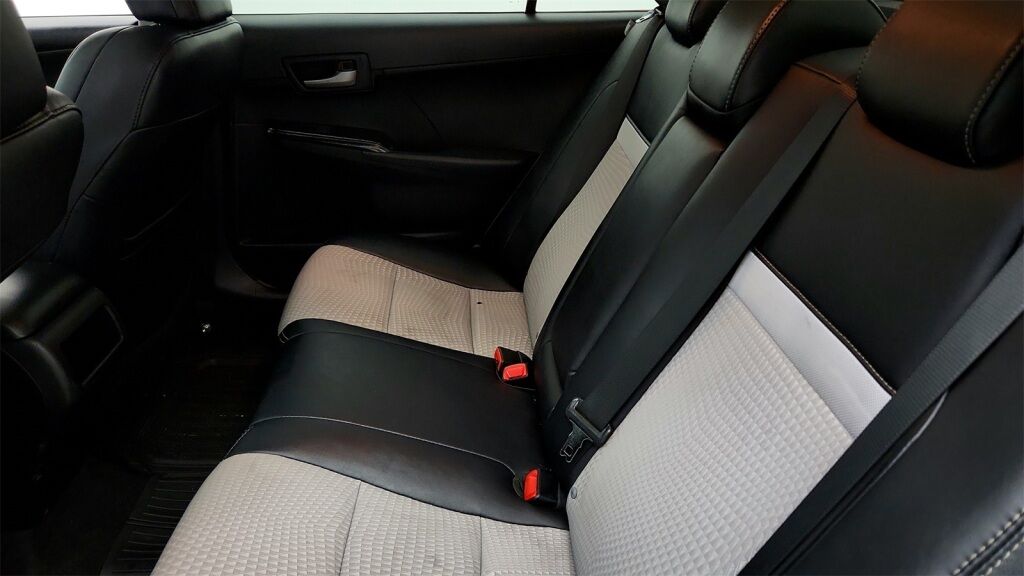 2014 Toyota Camry SE Laurel MD