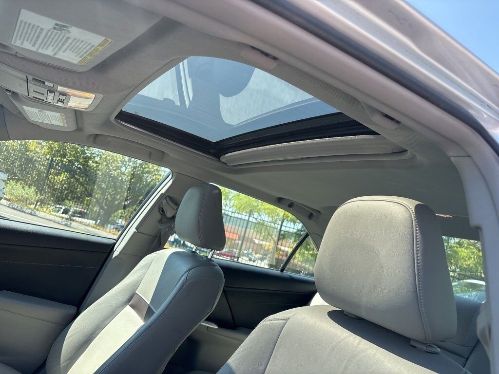 2014 Toyota Camry XLE