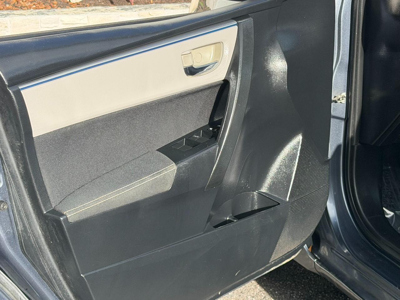 2014 Toyota Corolla 4dr Sdn CVT LE (Natl) Jacksonville FL