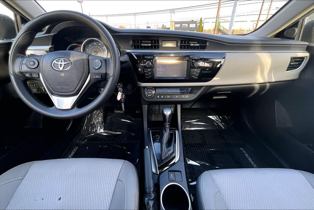 2014 Toyota Corolla LE OR