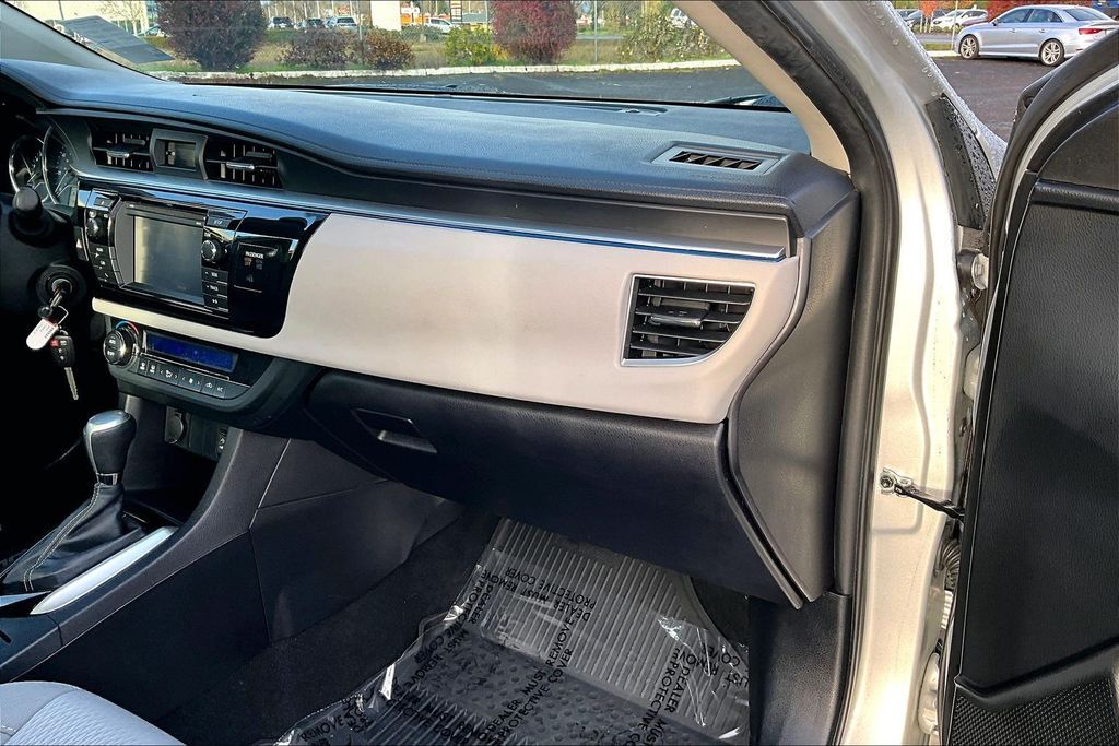 2014 Toyota Corolla LE OR