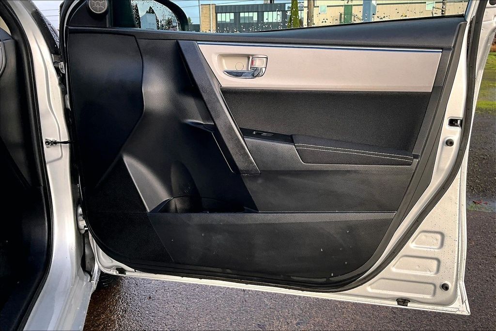 2014 Toyota Corolla LE OR