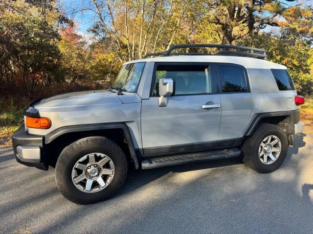 2014 Toyota FJ Cruiser Whitehall PA