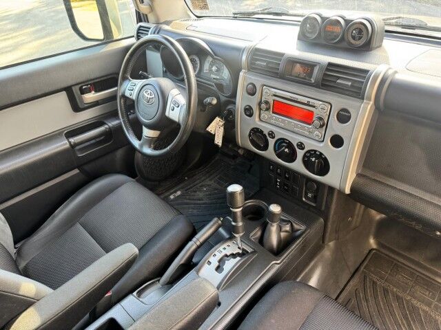 2014 Toyota FJ Cruiser Whitehall PA