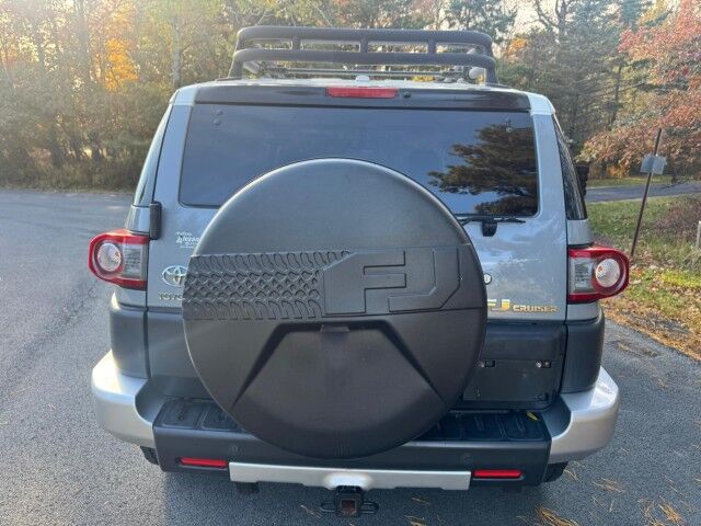 2014 Toyota FJ Cruiser Whitehall PA
