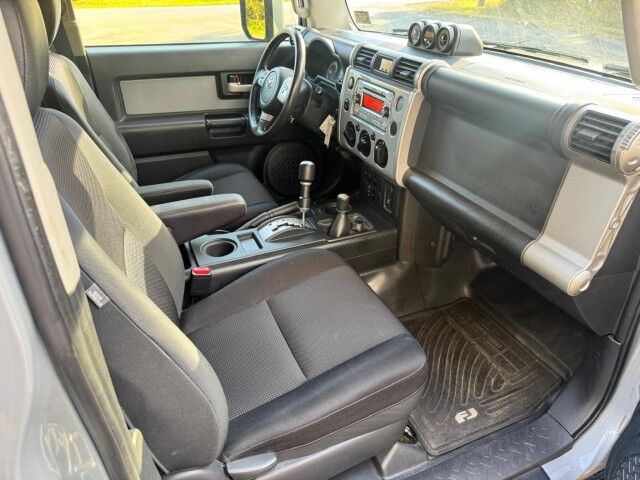 2014 Toyota FJ Cruiser Whitehall PA