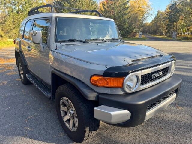 2014 Toyota FJ Cruiser Whitehall PA