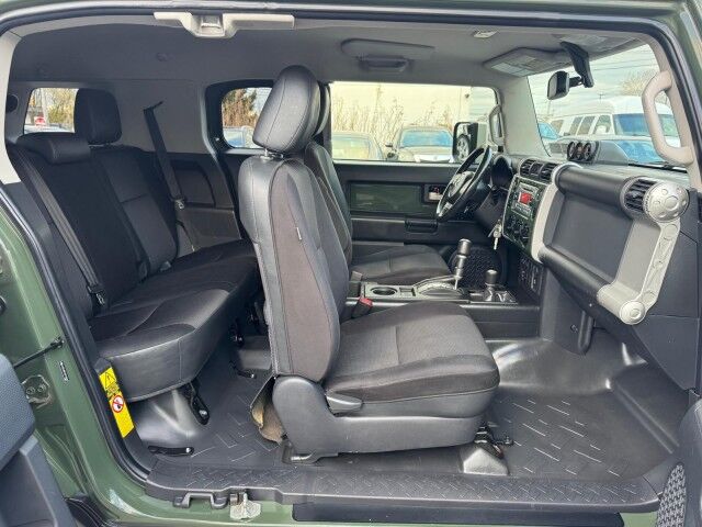 2014 Toyota FJ Cruiser Whitehall PA