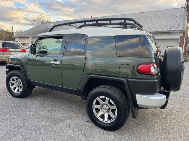 2014 Toyota FJ Cruiser  Whitehall PA