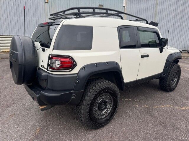 2014 Toyota FJ Cruiser  Whitehall PA