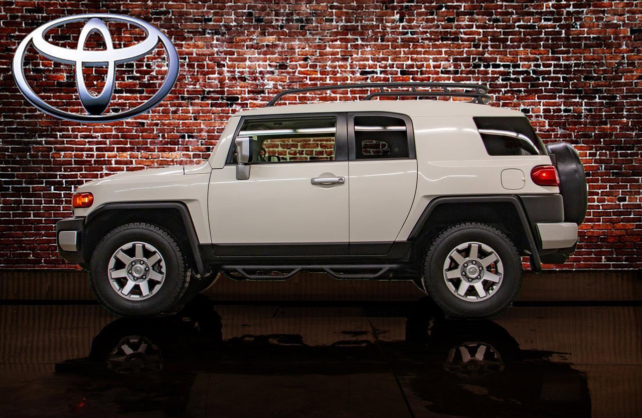 2014 Toyota FJ Cruiser 4X4 SPORT