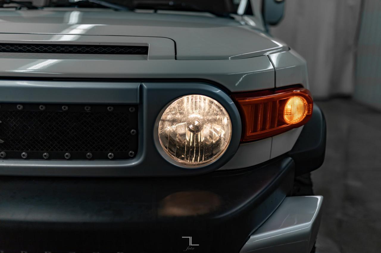 2014 Toyota FJ Cruiser 4x4 Manual BCam Red Deer AB