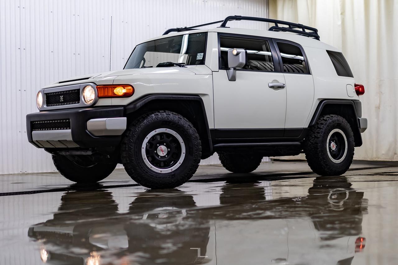2014 Toyota FJ Cruiser 4x4 Manual BCam Red Deer AB
