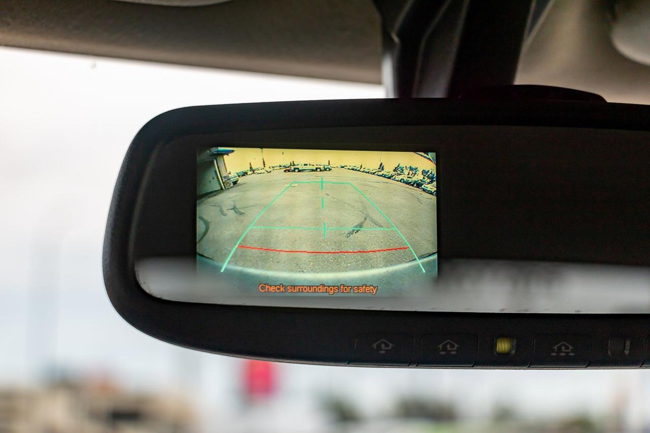 2014 Toyota FJ Cruiser 4x4 Off-Road BCam Red Deer AB