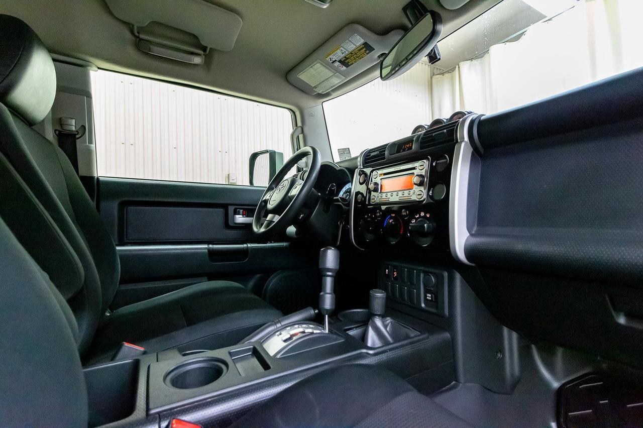 2014 Toyota FJ Cruiser 4x4 Off-Road BCam Red Deer AB