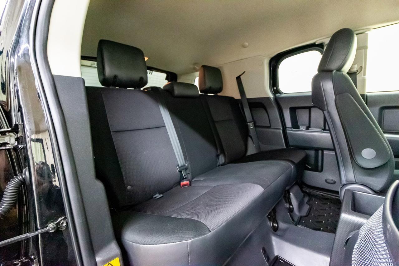 2014 Toyota FJ Cruiser 4x4 Off-Road BCam Red Deer AB