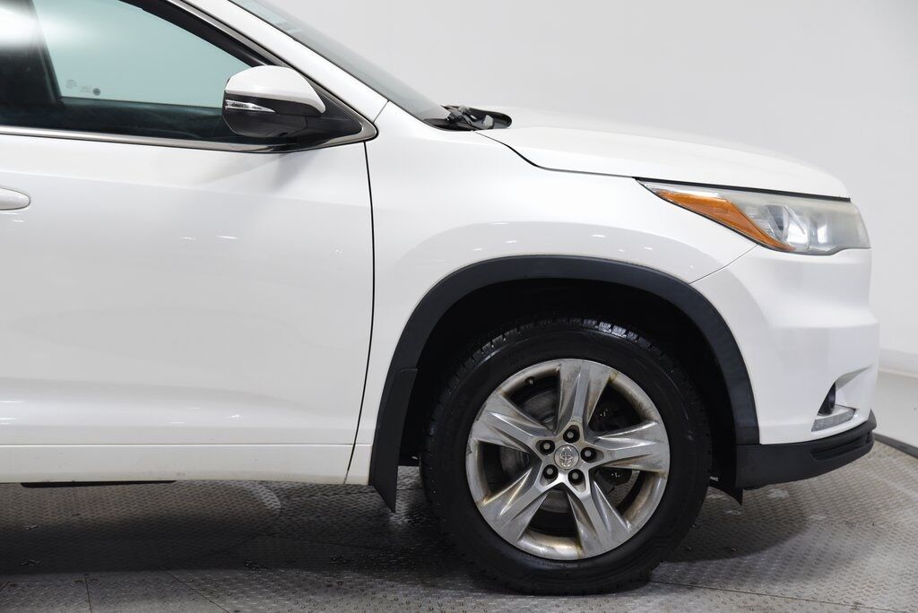 2014 Toyota Highlander Akron
