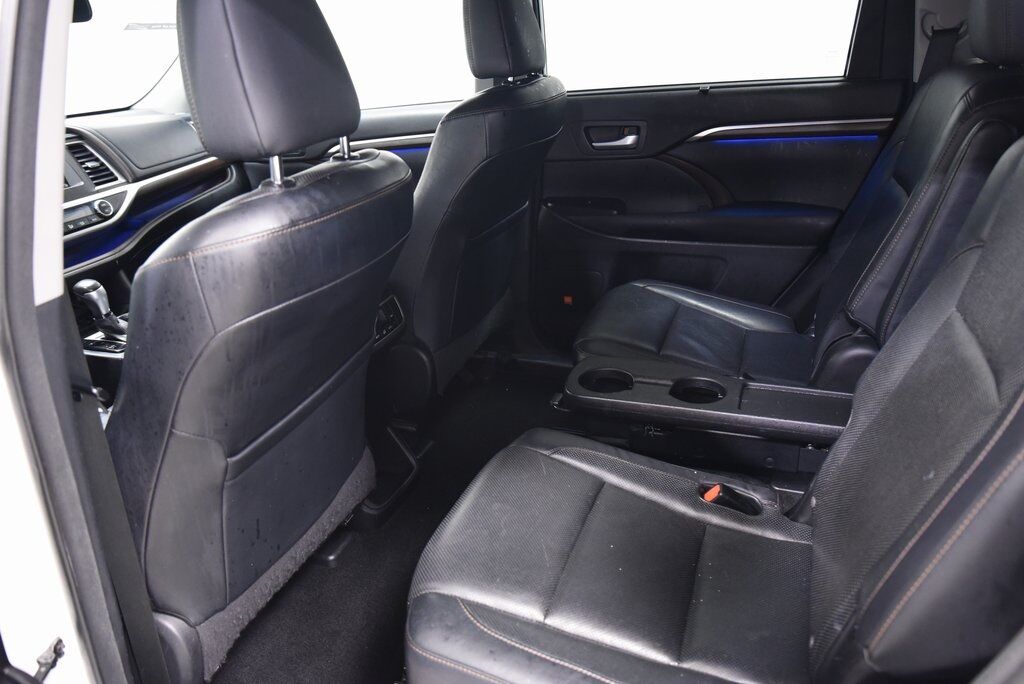 2014 Toyota Highlander Akron