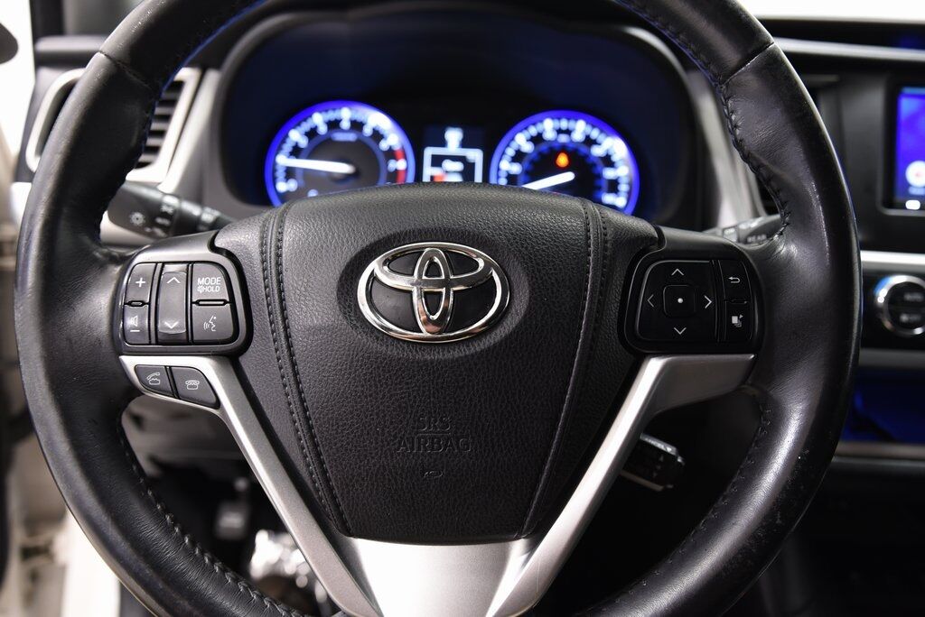 2014 Toyota Highlander Akron