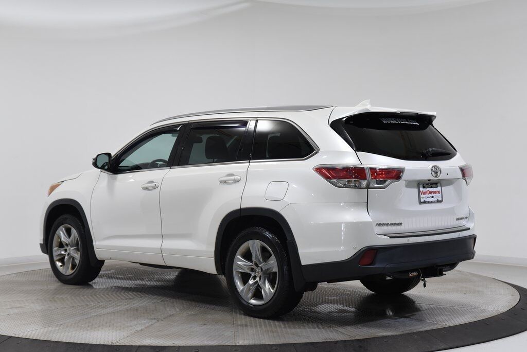 2014 Toyota Highlander Akron