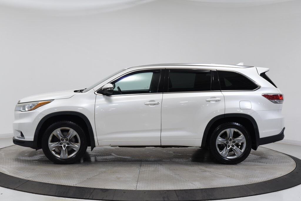 2014 Toyota Highlander Akron