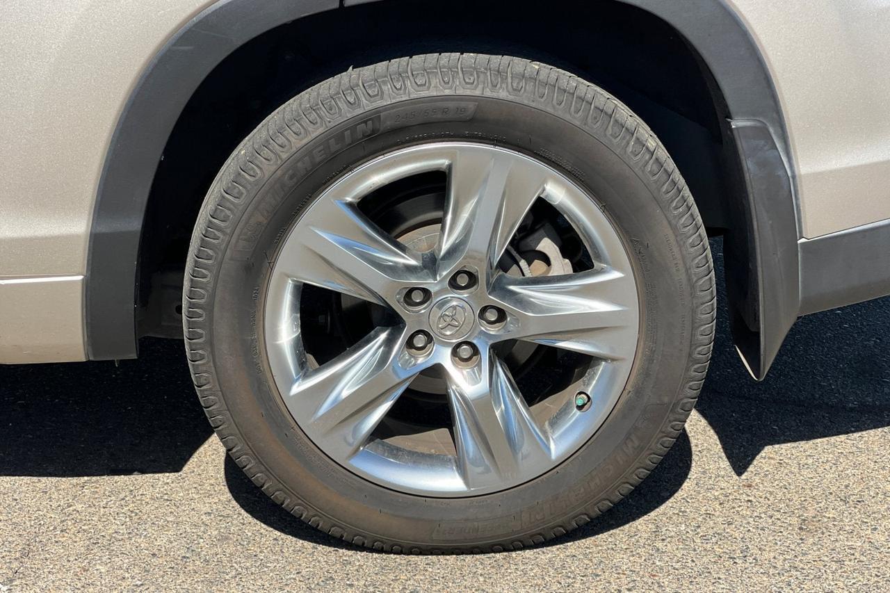 2014 Toyota Highlander Hybrid Limited Platinum Roseville CA