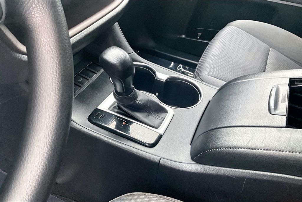 2014 Toyota Highlander LE OR