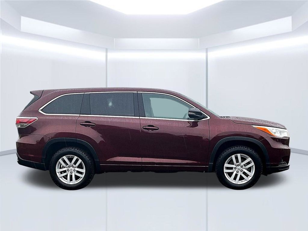 2014 Toyota Highlander LE OR