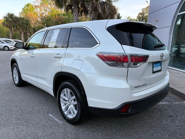 2014 Toyota Highlander LE