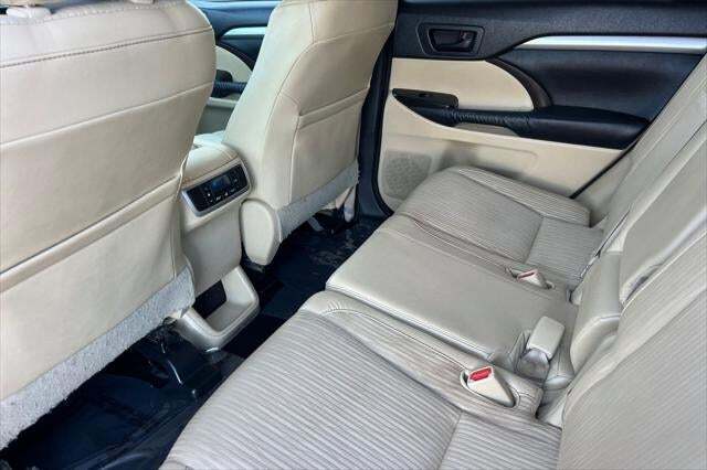 2014 Toyota Highlander LE Plus Roseville CA