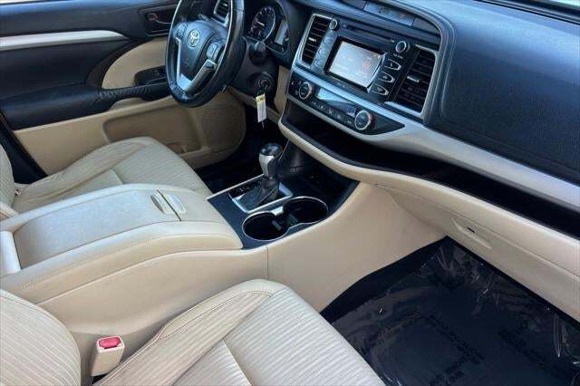 2014 Toyota Highlander LE Plus Roseville CA