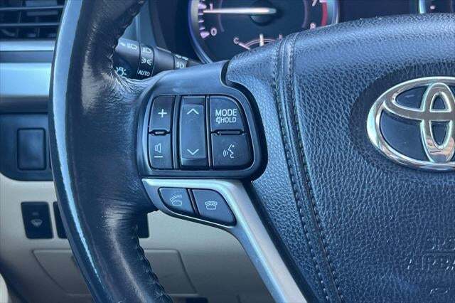 2014 Toyota Highlander LE Plus Roseville CA