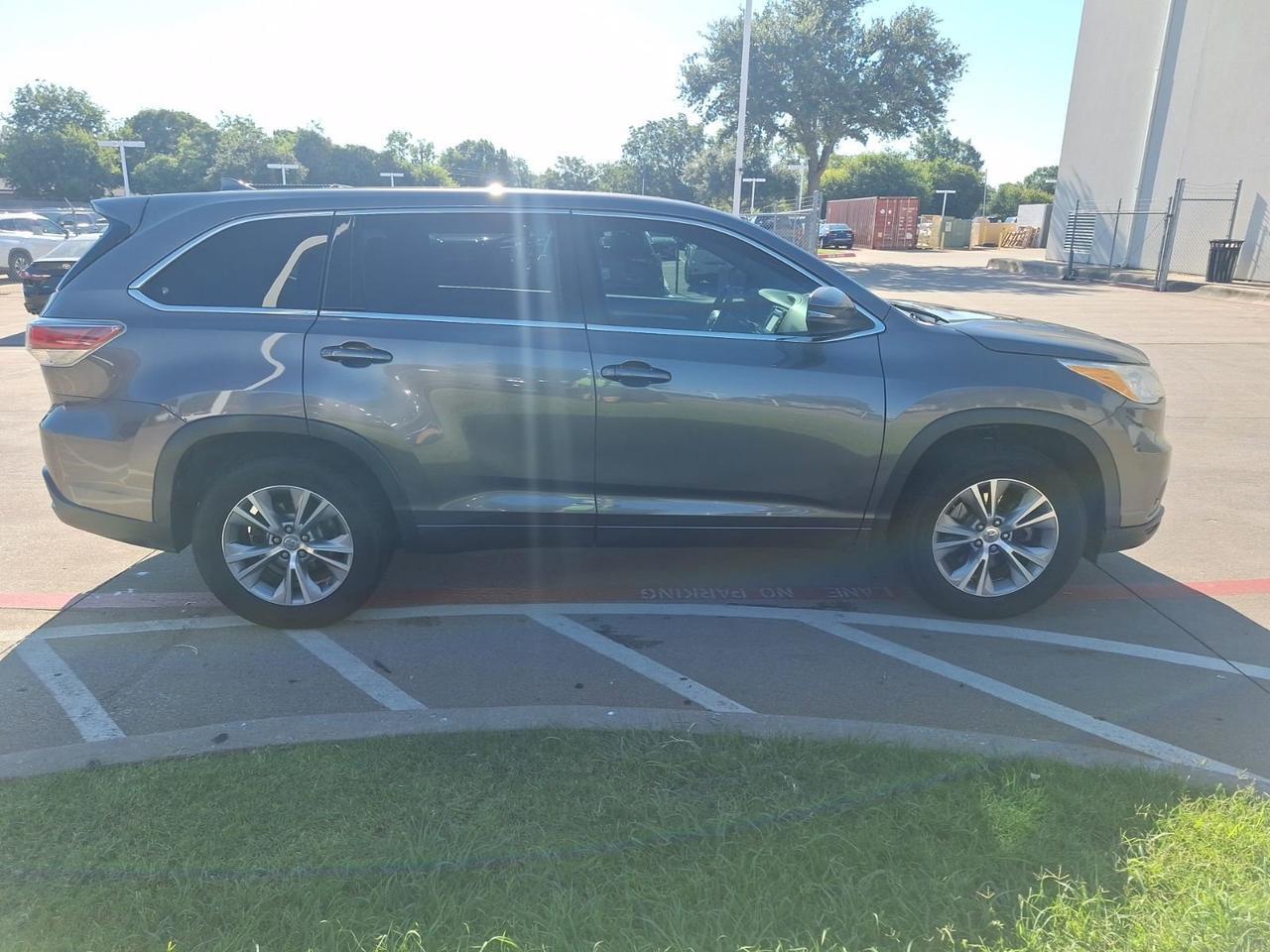 2014 Toyota Highlander LE Plus V6 Hurst TX