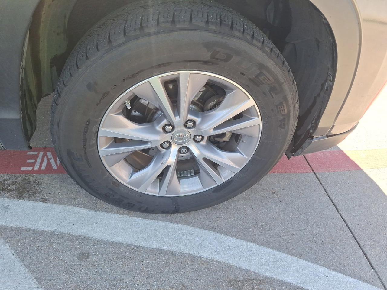 2014 Toyota Highlander LE Plus V6 Hurst TX